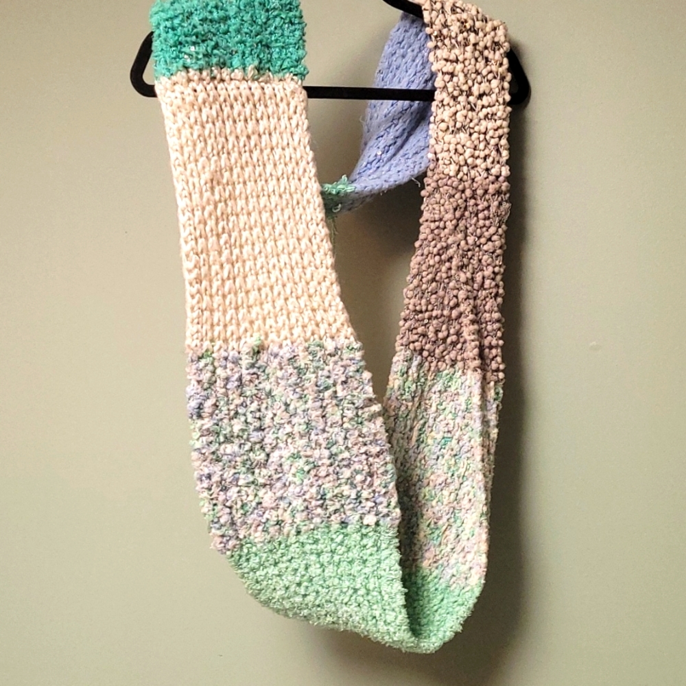 Infinity scarf